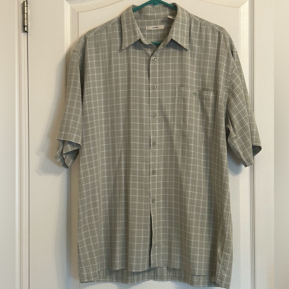 Summer weight Men’s button down in light green